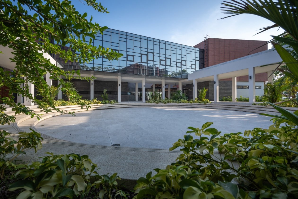 รับควบคุมงานก่อสรัาง สำนักงานใหญ่อำพลฟู๊ด3